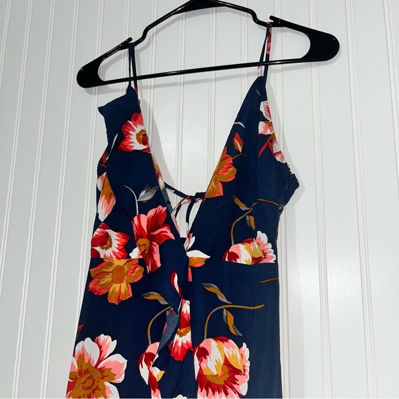 VICI capriccio satin floral ruffle navy wrap maxi dress size small - Picture 6 of 15